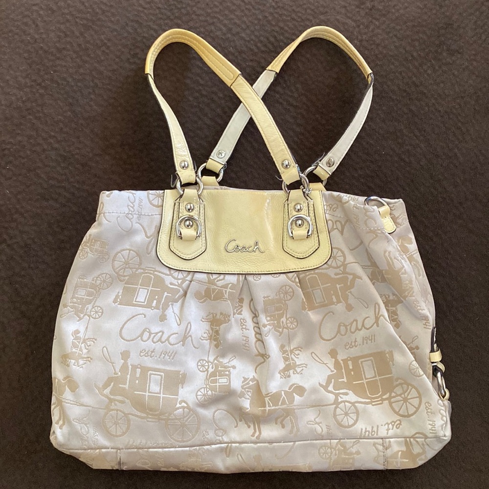 Coach 3 pocket bag